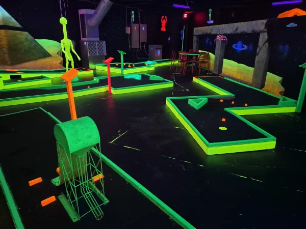 daytona glow golf course shot